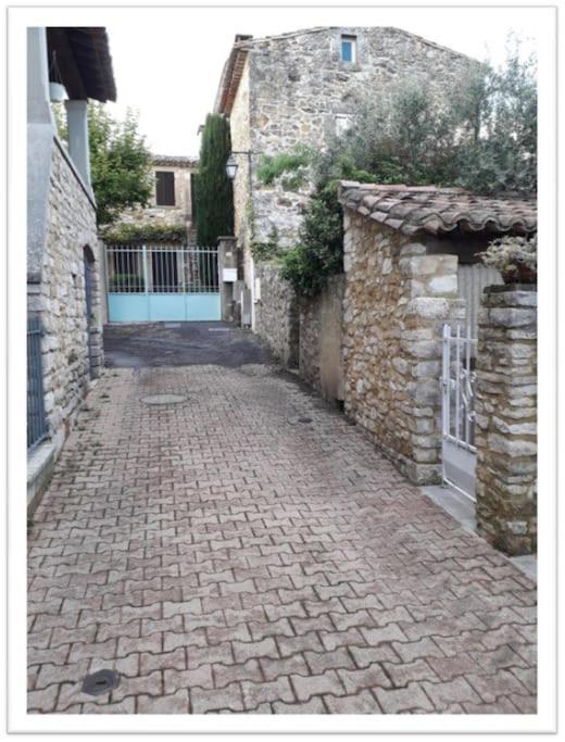 Charming Small House Close To Uzes Foissac  Kültér fotó